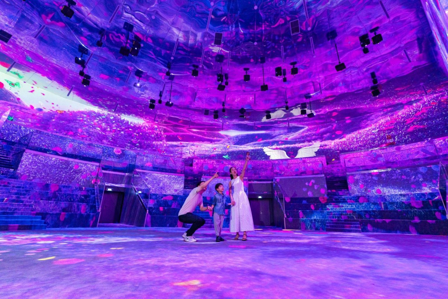 Sức hút của Ice Jungle đến từ 2 yếu tố Công nghệ trình chiếu ánh sáng hiện đại bậc nhất thế giới và cốt truyện hấp dẫn